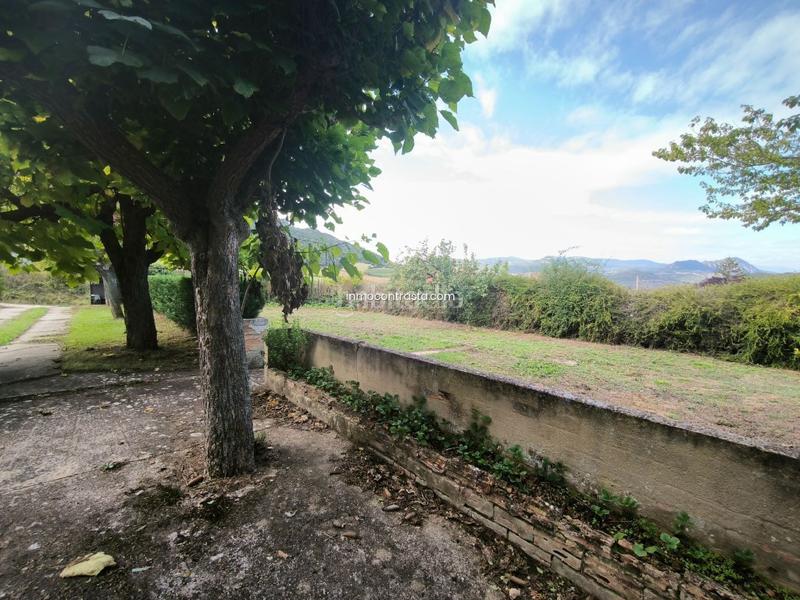 Foto be59bd6d-74e0-4839-9a85-fbe6f5ece081. Casa con parcheggio in Labastida