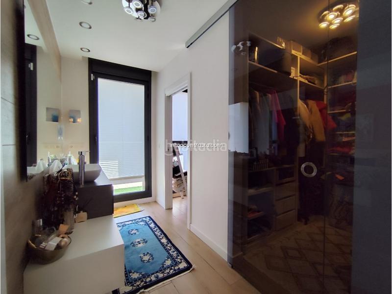 Foto 056e3a87-1672-4a7b-99d1-29b2da810138. Casa adossada amb aparcament a Mendizorrotza - Armentia Vitoria - Gasteiz