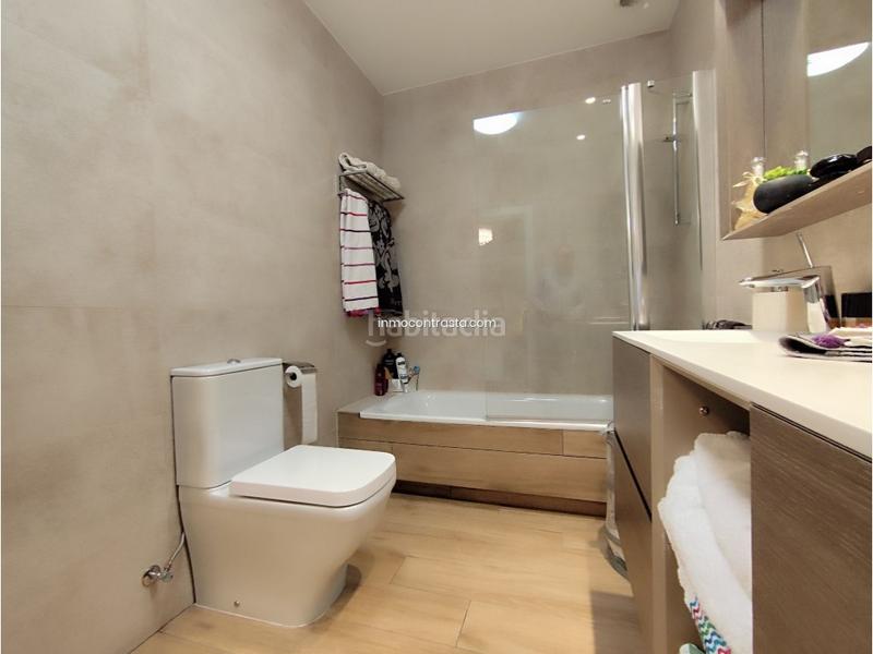 Foto 46e71e01-e6b0-47ed-ba3c-45340e854f8c. Casa adossada amb aparcament a Mendizorrotza - Armentia Vitoria - Gasteiz