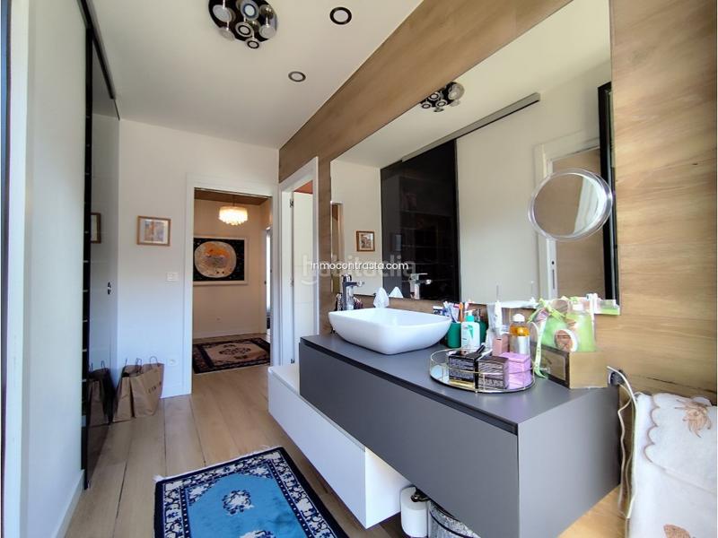 Foto bd5e4281-e082-4ba8-8013-19cfc059ce84. Casa adossada amb aparcament a Mendizorrotza - Armentia Vitoria - Gasteiz