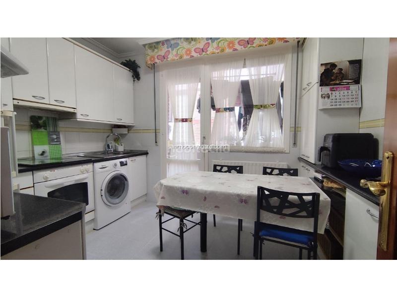 Foto eb51072e-b6dd-48b8-9bc4-ab09859b98cf. Appartement avec parking dans Ariznabarra Vitoria - Gasteiz