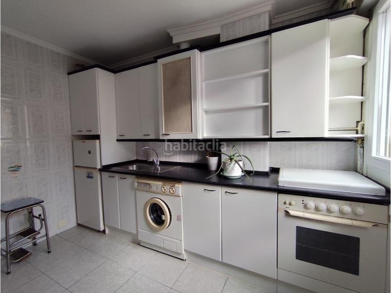 Foto 09591bb9-16dc-48bc-8fab-4a40b2b24702. Flat in Adurtza Vitoria - Gasteiz