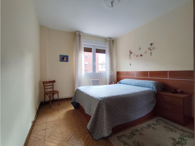 Foto 0f0eae4a-0e01-44ae-833c-d95415fd45c5. Flat in Adurtza Vitoria - Gasteiz