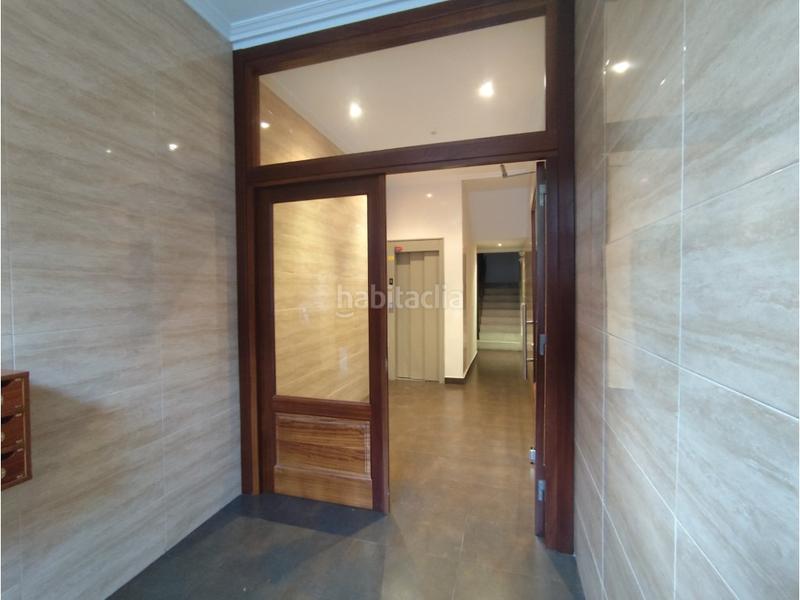 Foto 565759cf-a6c0-4b4d-b184-cd3972e04f2a. Flat in Adurtza Vitoria - Gasteiz