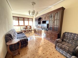 Pis  Calle francia. Luminoso y amplio piso de 100m construidos en la calle francia.