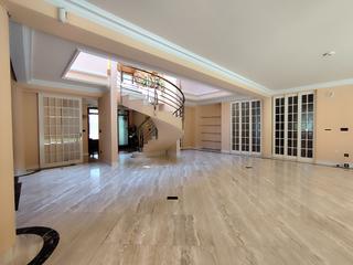Casa  Obispo bivere. Impresionante chalet en parcela individual de 1.000m ubicado en