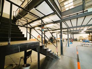 Bâtiment à usage industriel  Los olmos. Exclusiva nave industrial de 395m en gamarra