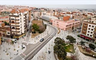 Appartement à Almeda - El Corte Inglés. Piso en cornellá de llobregat