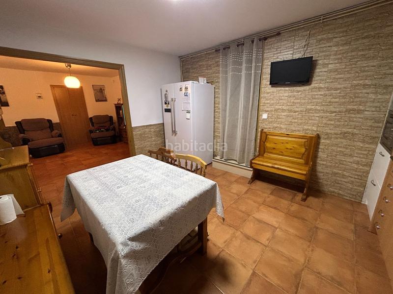 Foto 07bfd42a-ba07-4ebb-ba44-3a0b24856eae. Casa  para entrar a vivir en Abrera