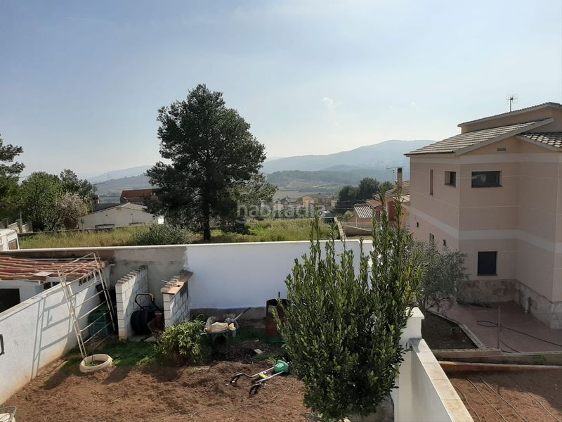 Foto c412336f-0713-43f0-81fe-a08460d59287. Casa amb calefacció a Bisbal del Penedès (La)