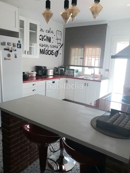 Foto 9bf8abbb-d8b9-4fde-9b8b-fbb2e431674e. Casa adossada amb calefacció a Mas d´en Gall Esparreguera