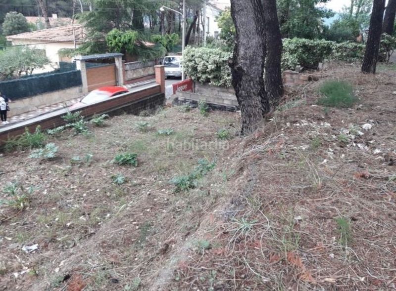 Foto e229b351-fbdf-44e0-9919-552d85f98822. Terreny residencial a Can Rial Esparreguera