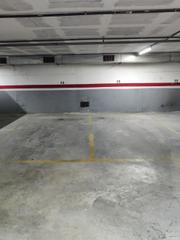 Aparcament cotxe a Nucli Urbà. Plaza de parking para coche o moto