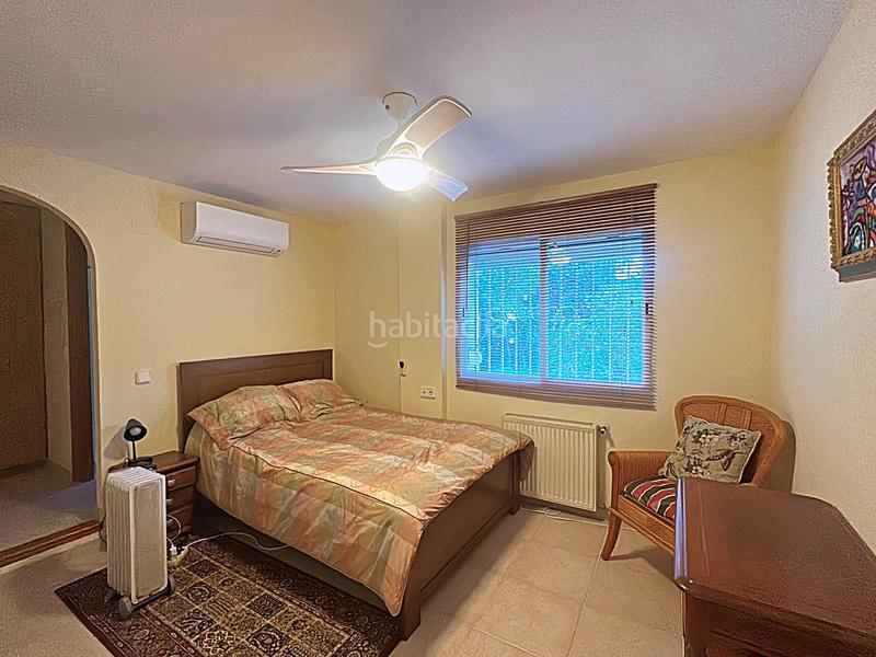 Foto f3af70fe-b376-42de-b9ac-1d23ead94549. Chalet avec chauffage parking piscine dans La Pedrera-Vessanes Dénia