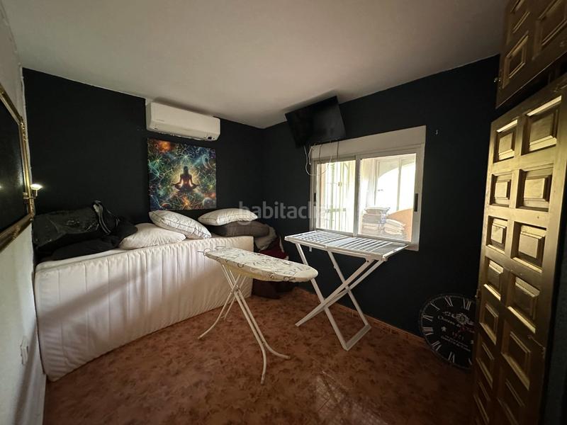 Foto 5e8b2ae5-10d2-45e1-b6b4-283415c3cb66. Chalet in Pedreguer