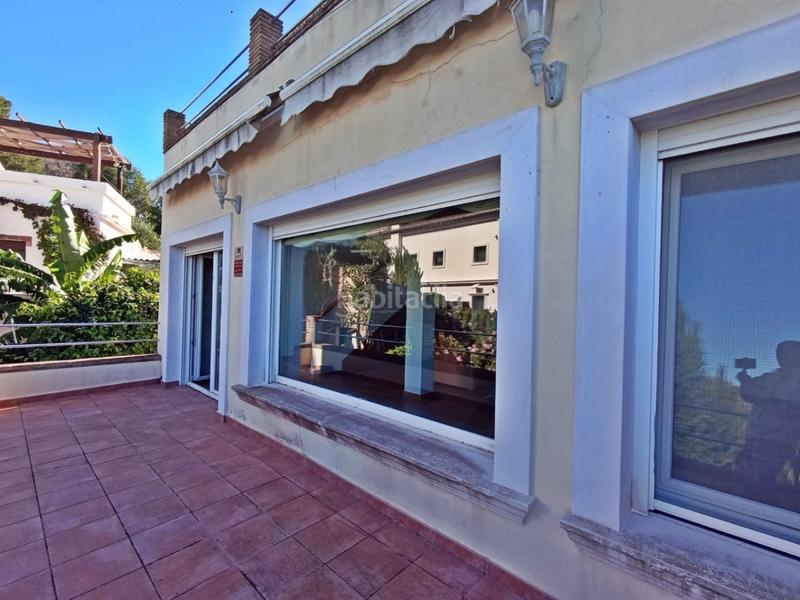 Foto 22316945-bbf3-4737-8b5c-f685f7713c9b. Chalet mit heizung parking pool in Las Rotas / Les Rotes Dénia