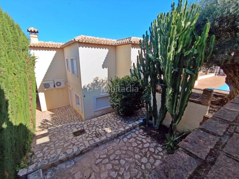 Foto 108ef60d-cbbf-46c6-b9d5-8e5b2a3c0455. Chalet with heating parking pool in Las Rotas / Les Rotes Dénia