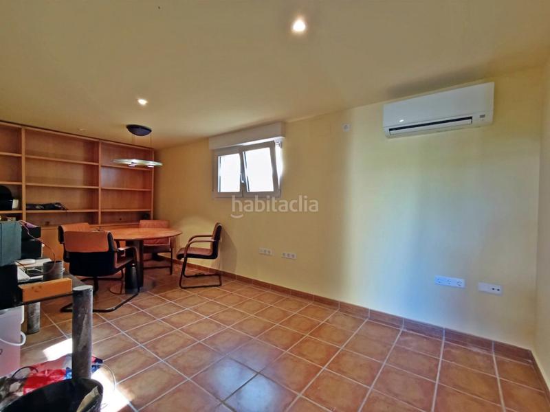 Foto 3d31b71f-357f-45bf-b09b-45b58c222a39. Chalet with heating parking pool in Las Rotas / Les Rotes Dénia