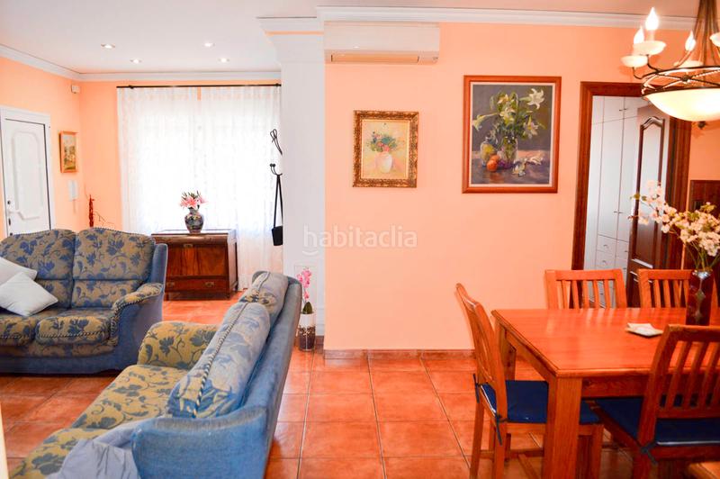 Foto 218122f7-bde0-4bf4-a377-5958bfe2b3d2. Chalet with parking pool in Las Rotas / Les Rotes Dénia