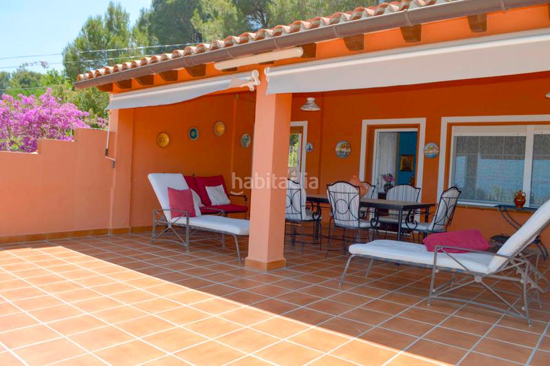 Foto f42d8f25-2e5c-40f5-ae27-bc0980493ee0. Chalet with parking pool in Las Rotas / Les Rotes Dénia