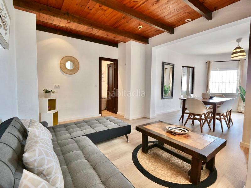 Foto eafe68dc-f513-4cc0-9759-4f60946752c7. Chalet mit parking pool in La Pedrera-Vessanes Dénia