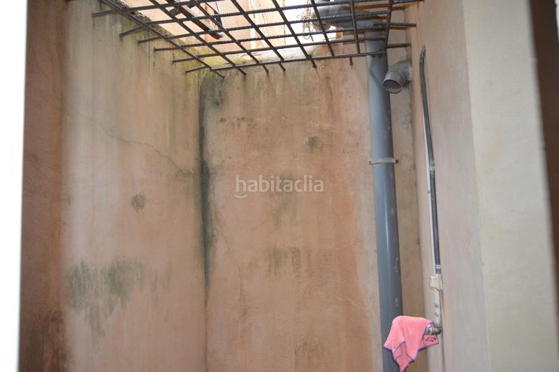 Foto 0cd92b38-a831-4ab6-a149-4ee0d9163750. Alquiler local comercial en carrer baix del carme 13 se alquila local comercial en pleno centro en Reus