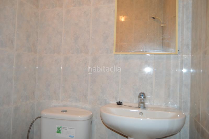 Foto 31c691df-ddd6-4864-bbb4-4d9ddc812484. Alquiler local comercial en carrer baix del carme 13 se alquila local comercial en pleno centro en Reus