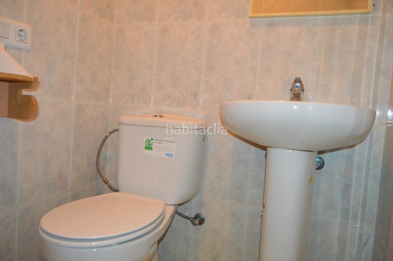 Foto ab24966f-59f1-48c6-833f-a75af23fc3de. Alquiler local comercial en carrer baix del carme 13 se alquila local comercial en pleno centro en Reus
