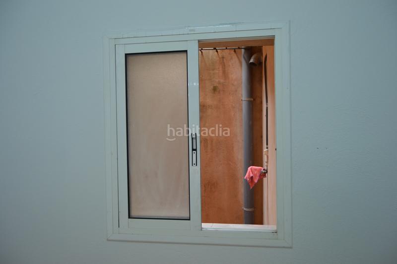 Foto abd4c62b-ee9d-4841-bfec-cbb60a0f5675. Alquiler local comercial en carrer baix del carme 13 se alquila local comercial en pleno centro en Reus