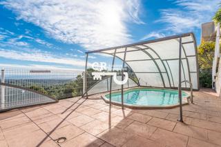 Maison  Carrer tulipa 103. Tu refugio mediterráneo en cunit – vistas al mar y naturaleza