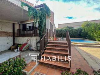Casa  Cobisa - calle fernando de rojas. Habilis consulting inmobiliario vende chalet pareado de 165 m2 e