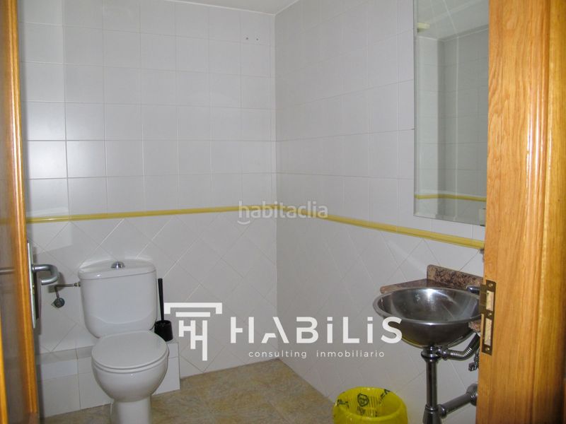 Foto a3dbdded-8f12-41b4-a340-c4d2deadb818. Local comercial a Mocejón