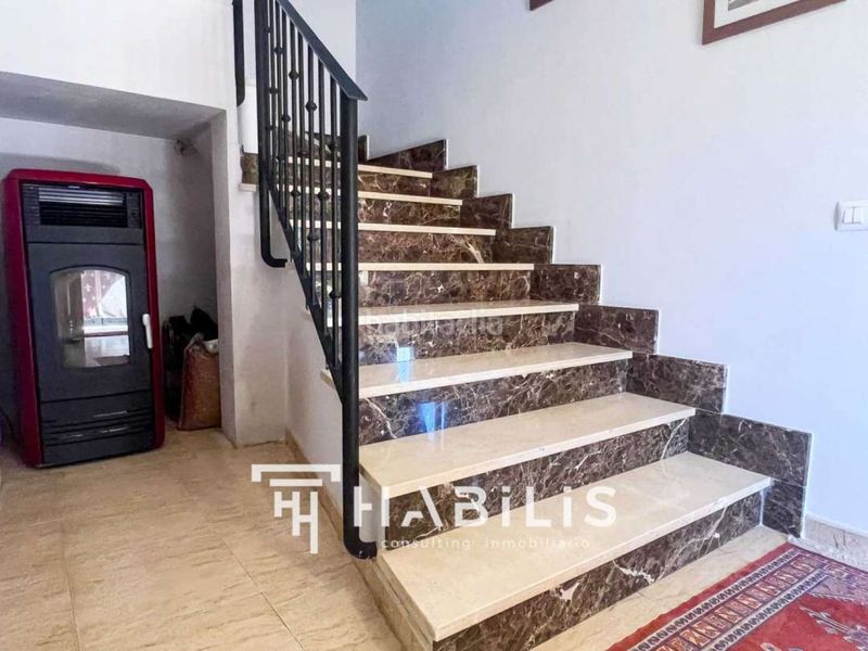 Foto 4d3e4df4-0bf9-45a8-a760-94ce9497e62d. Casa amb calefacció aparcament piscina a Nambroca