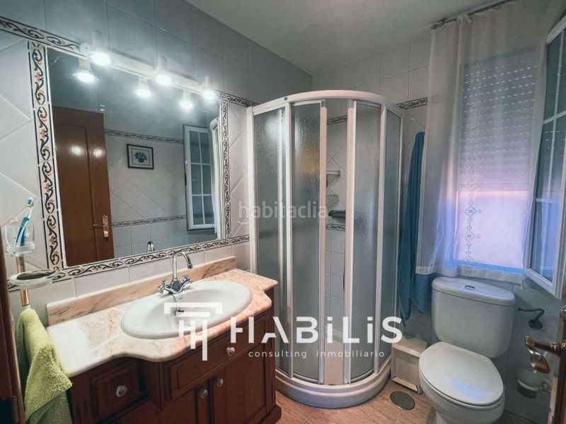 Foto d1557bc5-d248-4fda-95da-ed3ddc922394. Casa amb calefacció aparcament piscina a Nambroca
