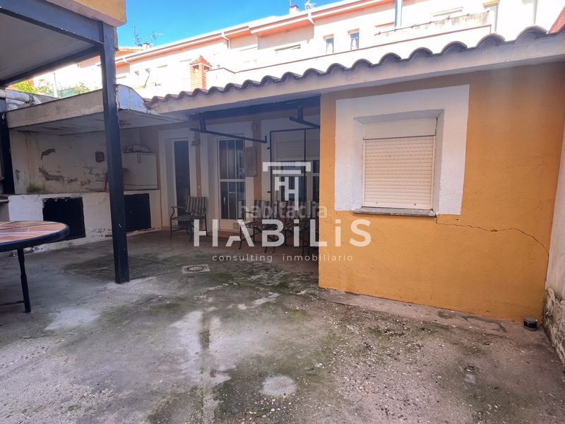 Foto 1e4b5fae-5d50-44d9-89d9-bf0e88d6235d. Casa a Navalmorales (Los)