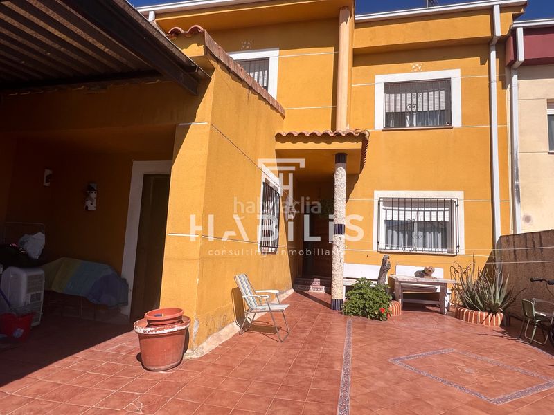 Foto e8b817cd-a050-4430-b4bc-29c2113aa94b. Casa a Navalmorales (Los)