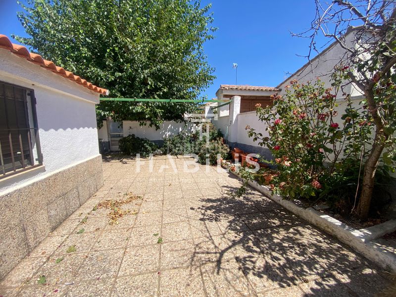 Foto 40de4ec6-f5e1-43a3-a991-86098f03aef6. Rent house with heating in Guadamur