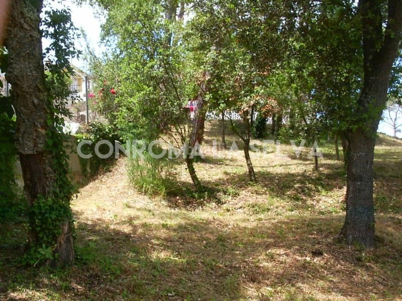 Foto f873689e-6f6e-475f-b91b-bea70f475938. Terrain résidentiel dans Residencial Park Maçanet de la Selva