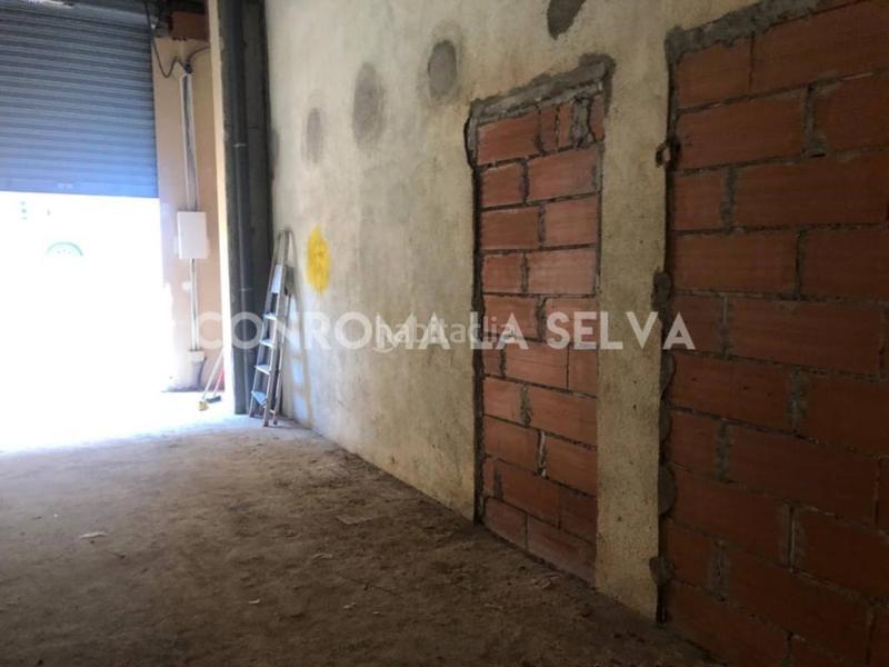 Foto 95cf6b22-ddd2-4e36-a919-c30e39d4c777. Local commercial dans Els Pavos Blanes