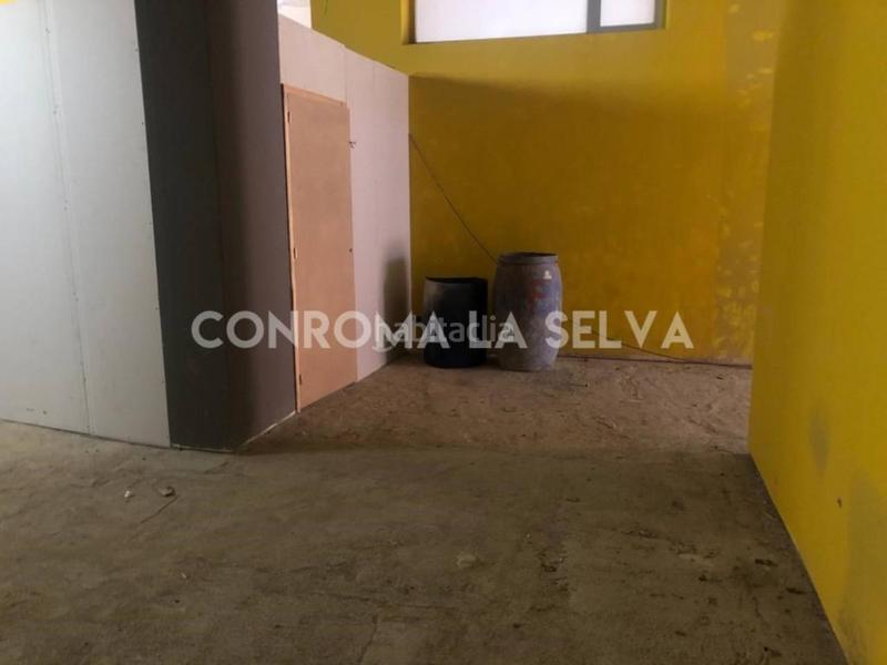 Foto ead89928-b99f-44ef-a72a-6ccd1502df31. Local commercial dans Els Pavos Blanes