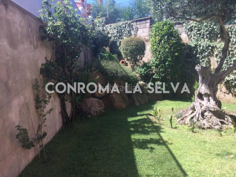 Foto 6bf64eb1-c40d-428b-8f8a-52355bd1f261. Casa  en venta en els pavos en Centre Blanes