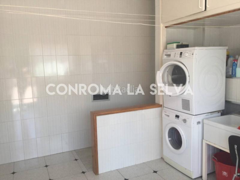 Foto e361c4f5-0a7a-4ead-baf6-6984039a965b. Casa  en venta en els pavos en Centre Blanes