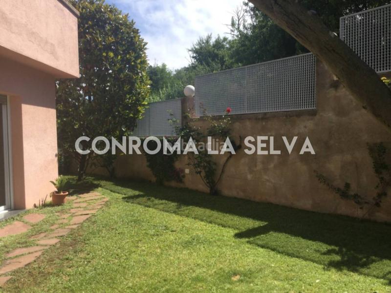 Foto fdda88ef-60da-4ed5-9531-96caf22a3a76. Casa  en venta en els pavos en Centre Blanes