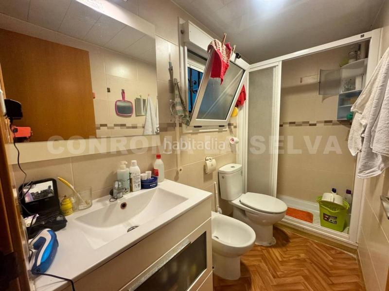 Foto b59fff48-5ca7-4600-bff2-d98574036e23. Casa con riscaldamento parcheggio piscina in Malgrat de Mar