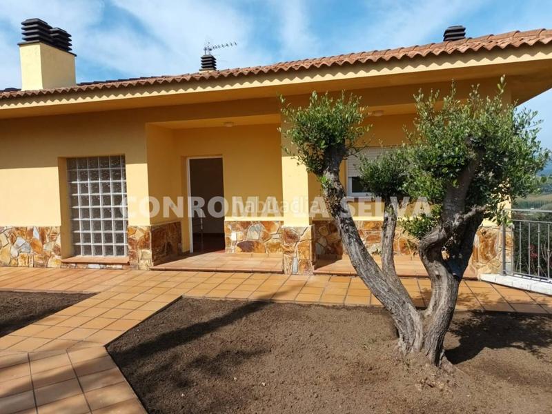 Foto bafc74f0-7131-4063-a00f-f6f51fcaa366. Casa amb calefacció aparcament a Fogars de la Selva