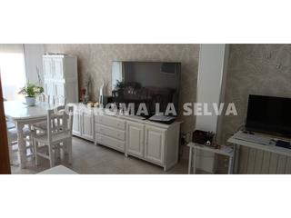 Pis a Centre. Venta de piso con parking en vidreres