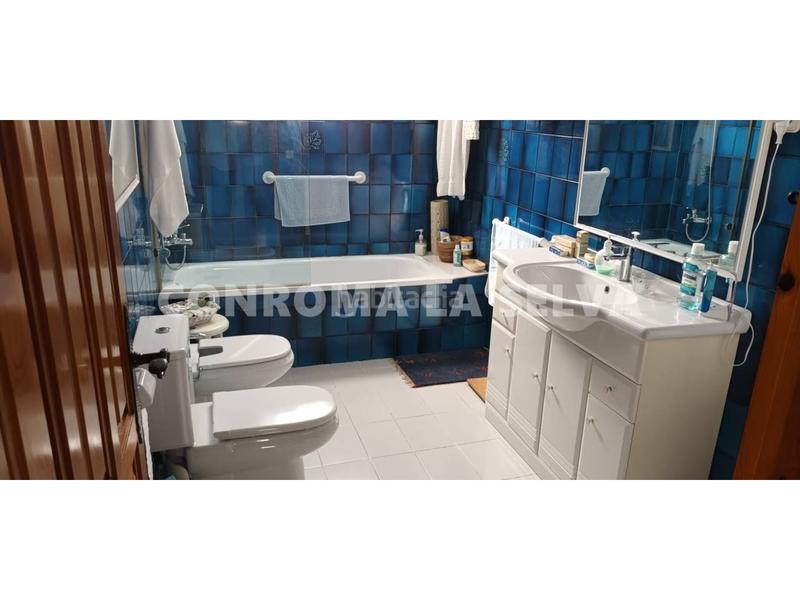 Foto 3aab7a40-81d9-43b7-86ca-9062682b7f47. House with heating parking pool in Riudarenes