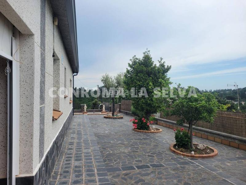 Foto ed7ad769-d922-4b4d-a3f9-234a4ff2ff4e. House with heating parking pool in Riudarenes