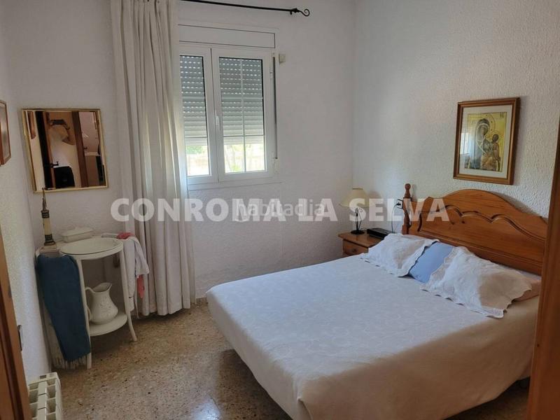 Foto fe8224cf-53aa-45e8-bbd9-ce1925727cd9. House with heating parking pool in Riudarenes