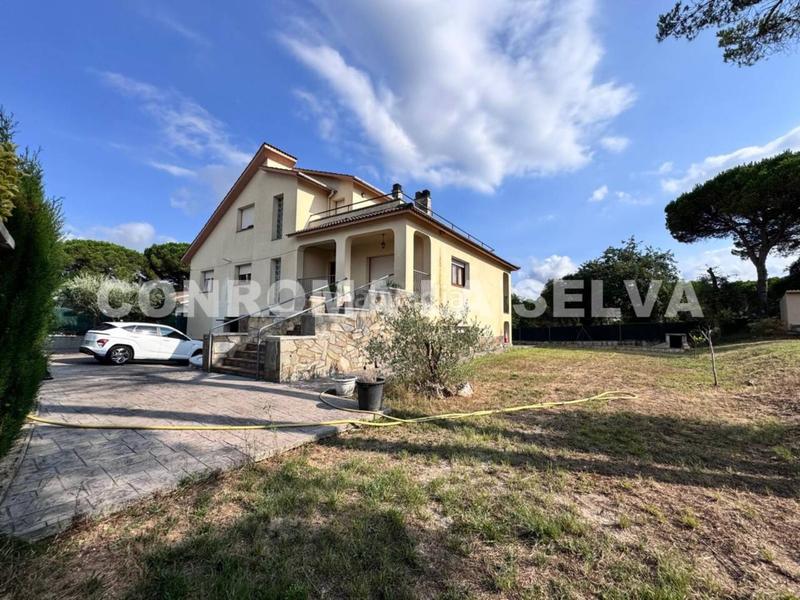 Foto 31605a8a-94b8-42e9-81ee-edba25e006e8. Maison avec chauffage parking piscine dans Niàgara Parc -Àgora Parc Tordera